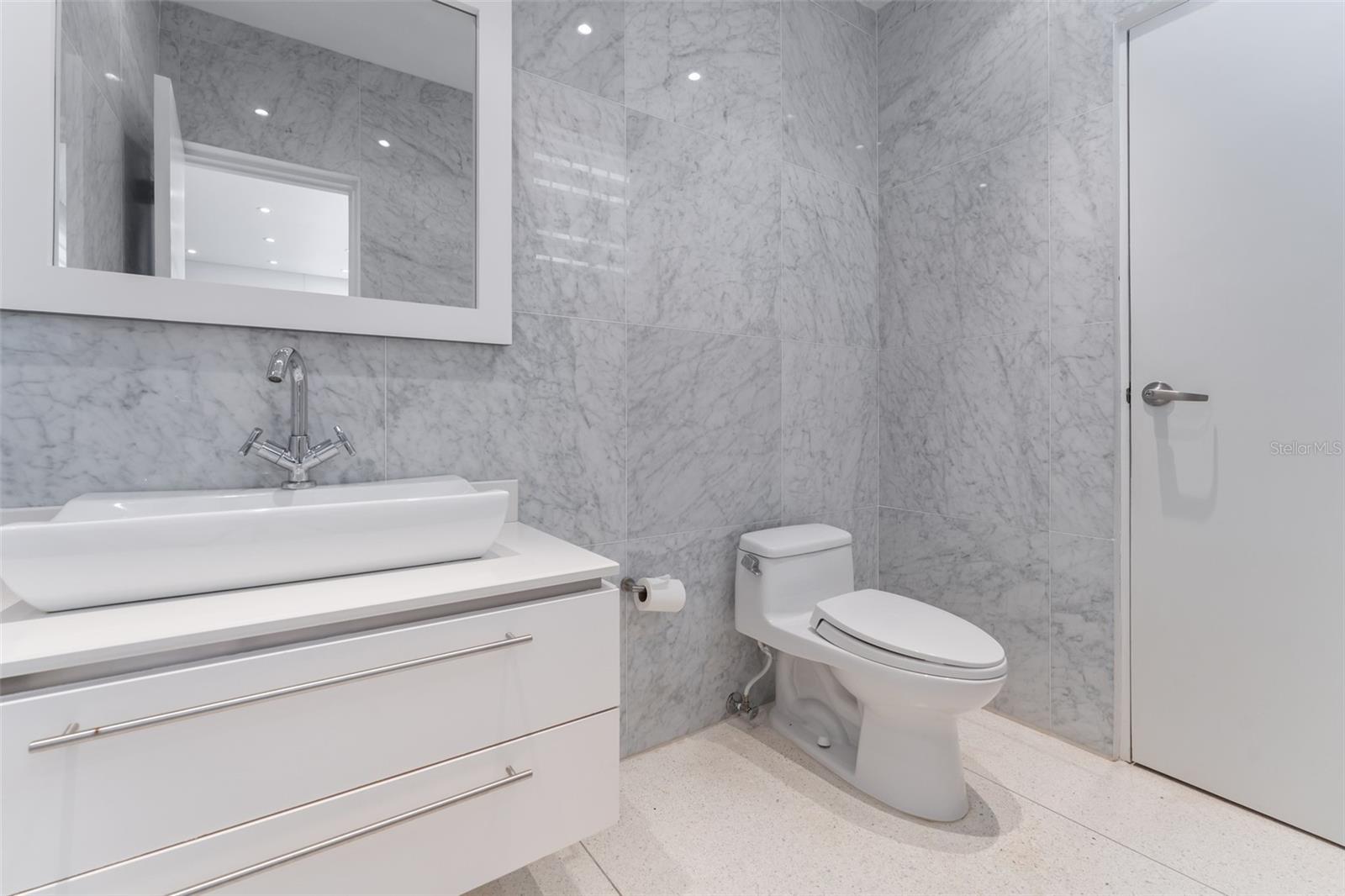 PR9117630 Property Photo