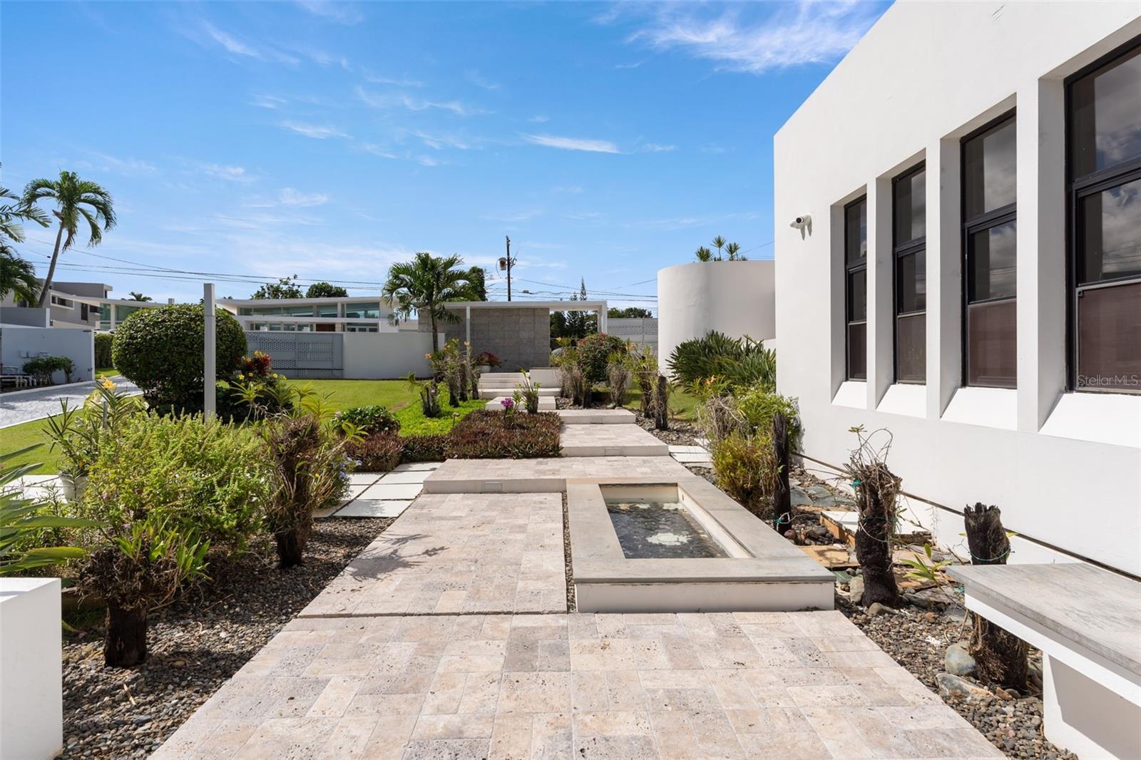 PR9117630 Property Photo