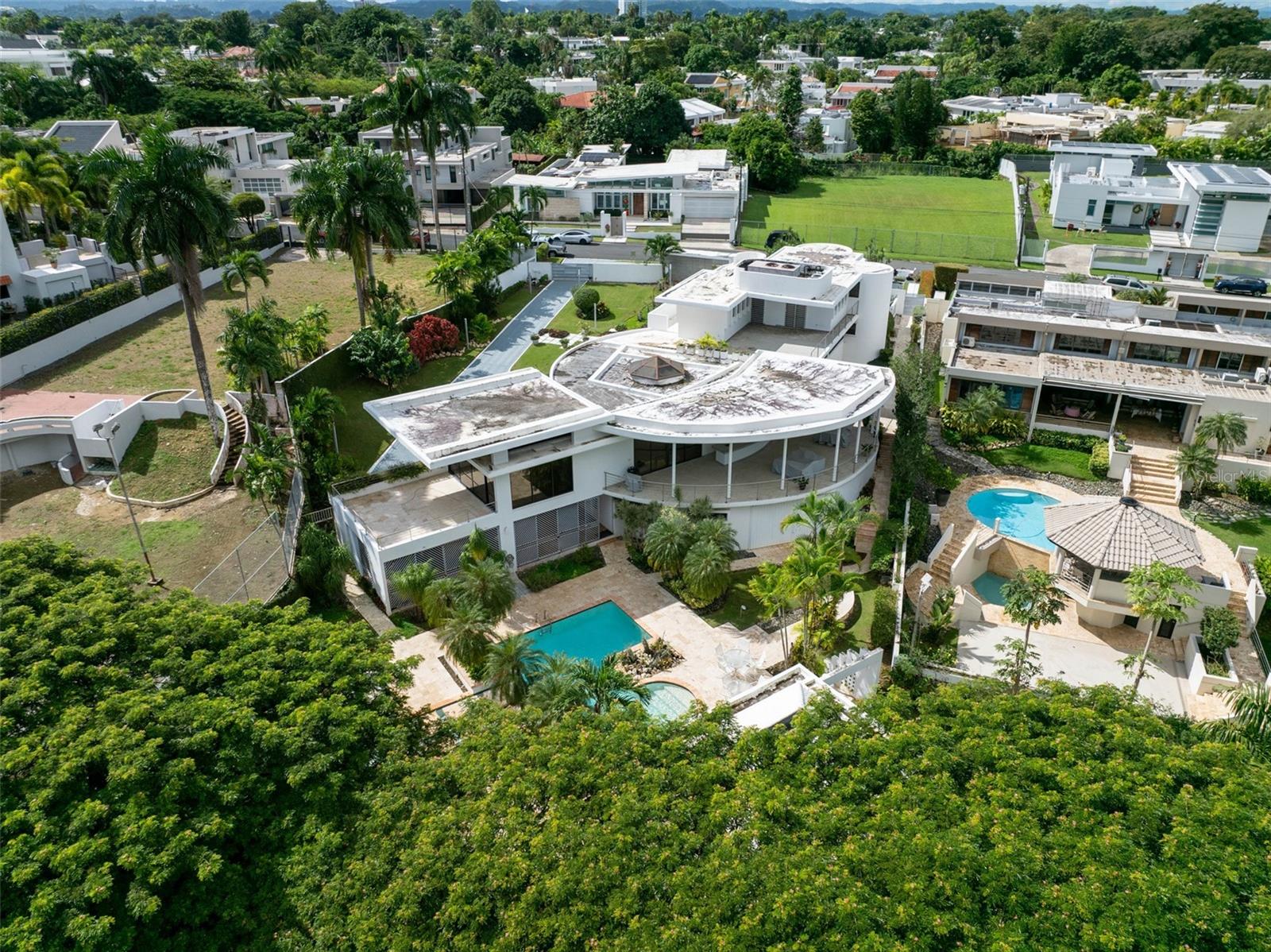 PR9117630 Property Photo