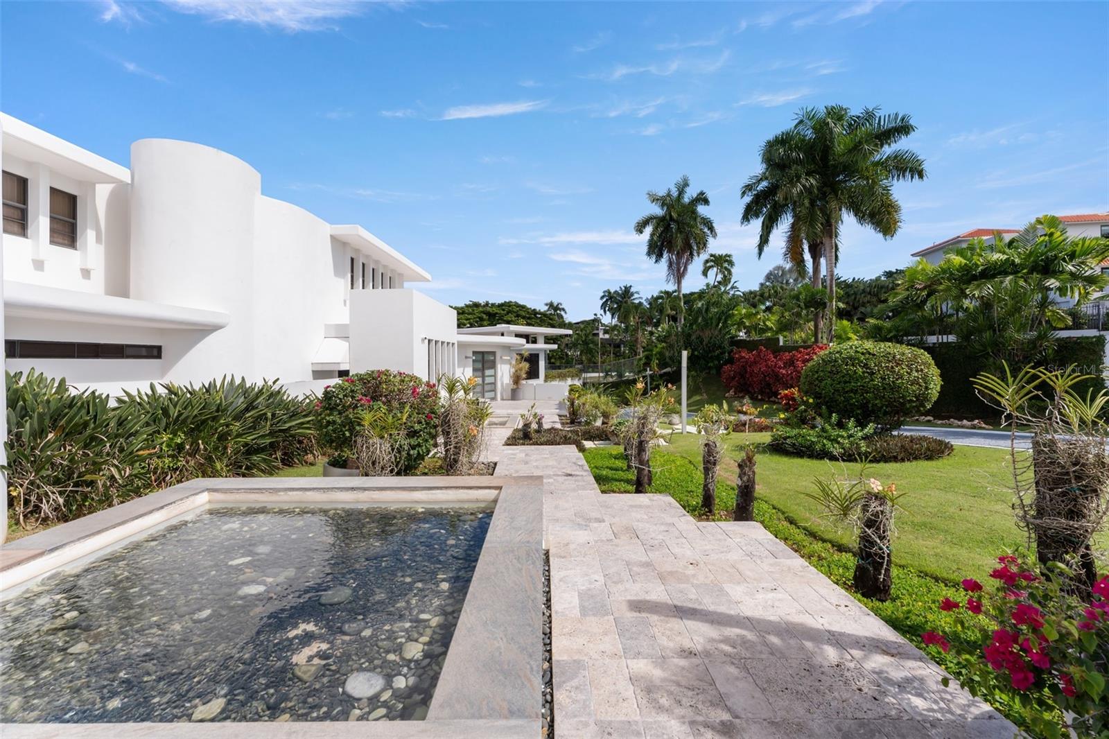 PR9117630 Property Photo