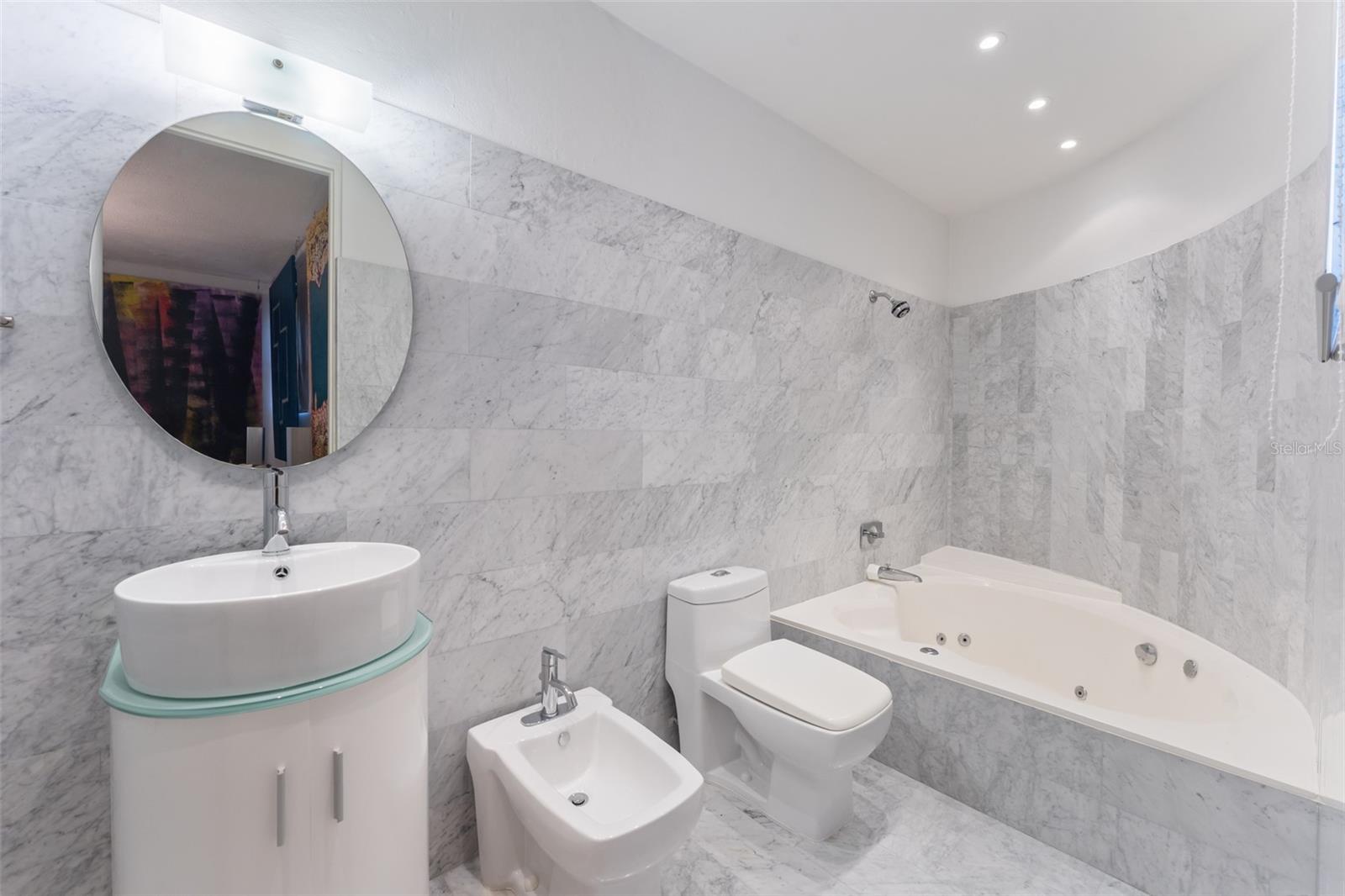 PR9117630 Property Photo