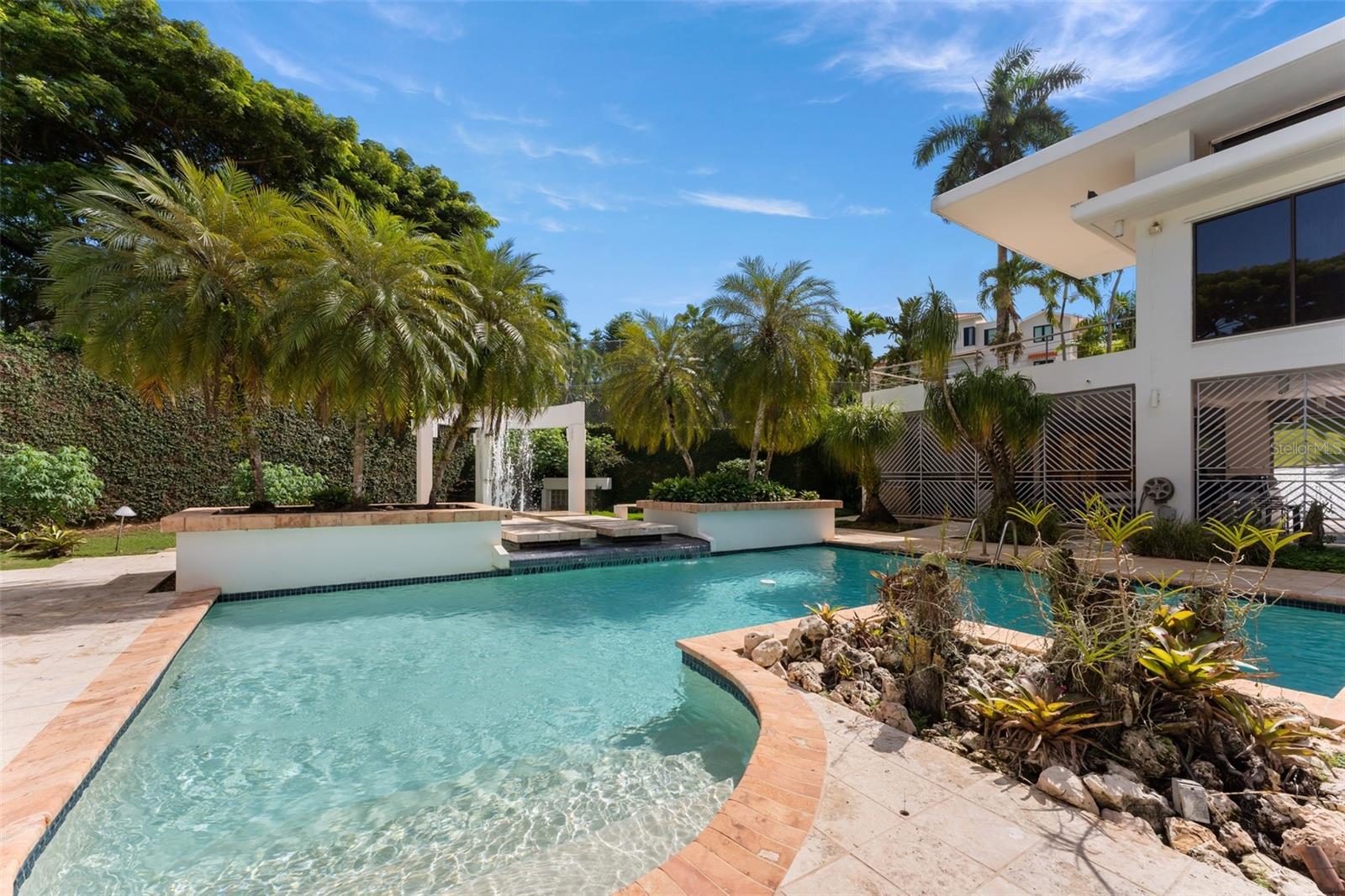 PR9117630 Property Photo