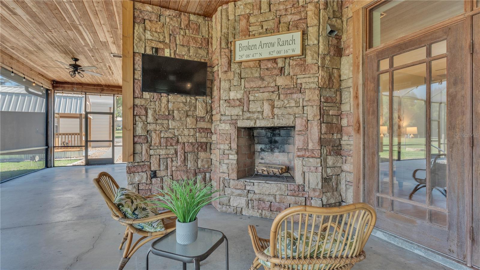 O6363434 Property Photo