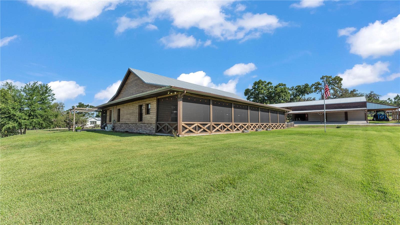 O6363434 Property Photo