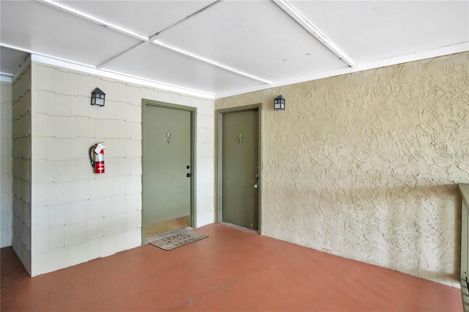 O6363440 Property Photo