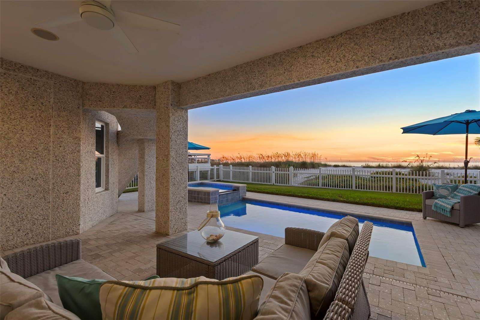 TB8451652 Property Photo