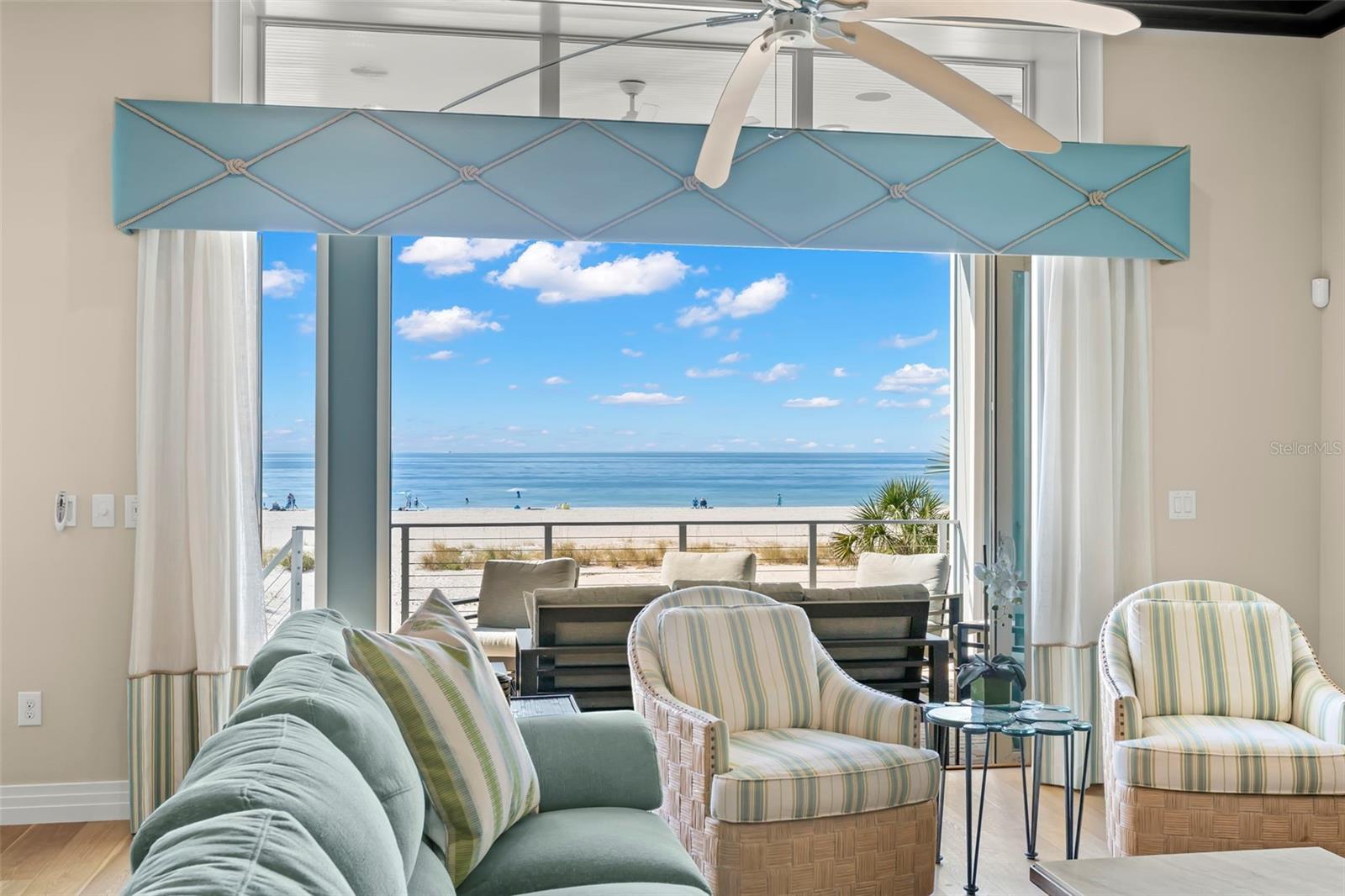 TB8451652 Property Photo