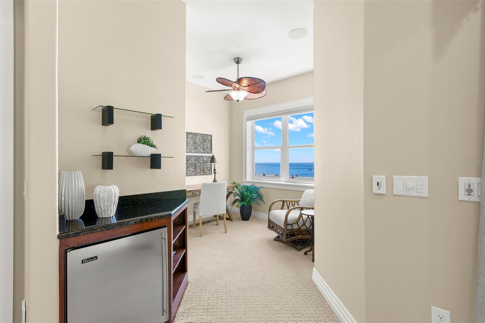 TB8451652 Property Photo