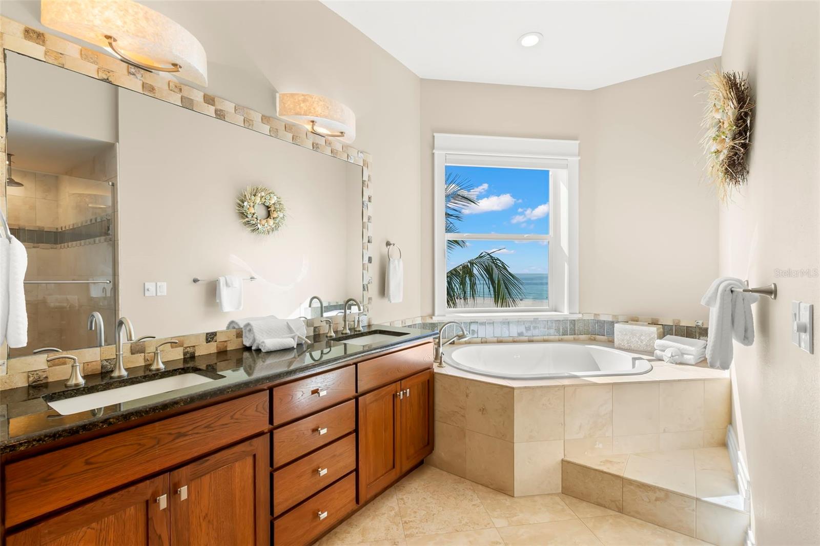 TB8451652 Property Photo