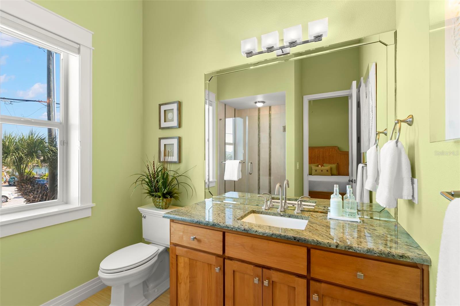 TB8451652 Property Photo