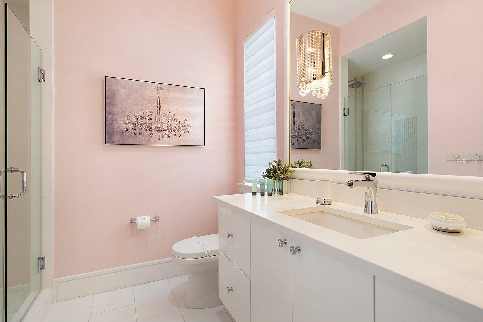 O6363480 Property Photo