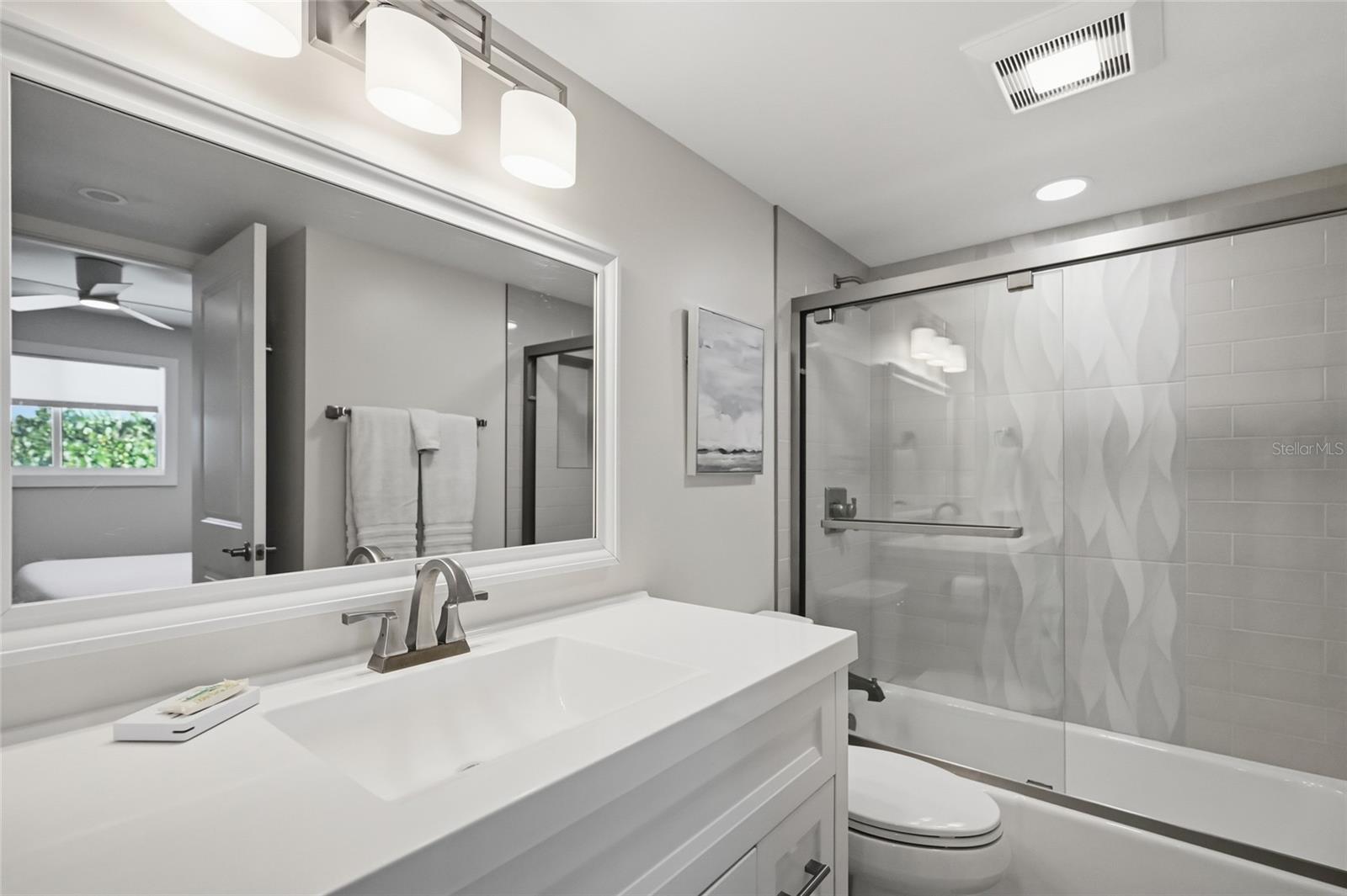 D6144962 Property Photo