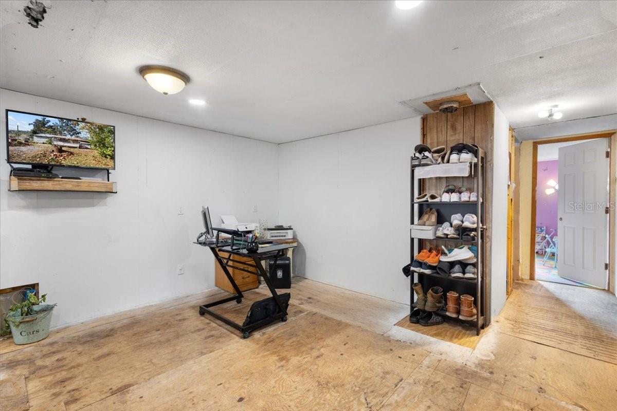 GC535692 Property Photo