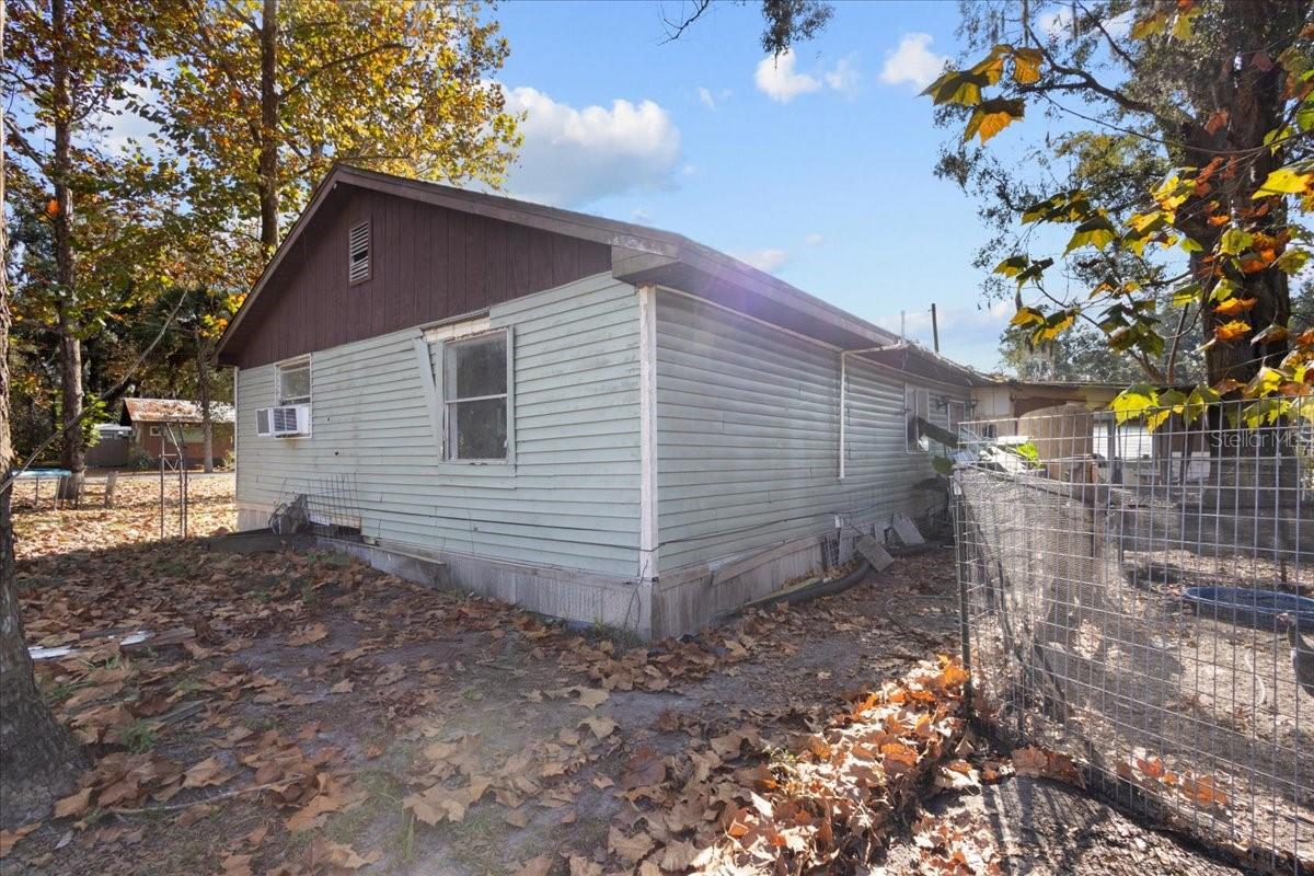 GC535692 Property Photo