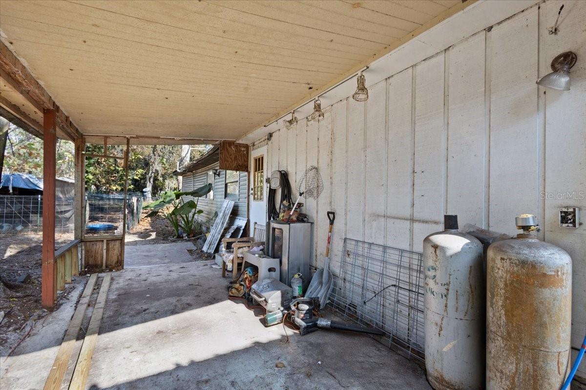 GC535692 Property Photo