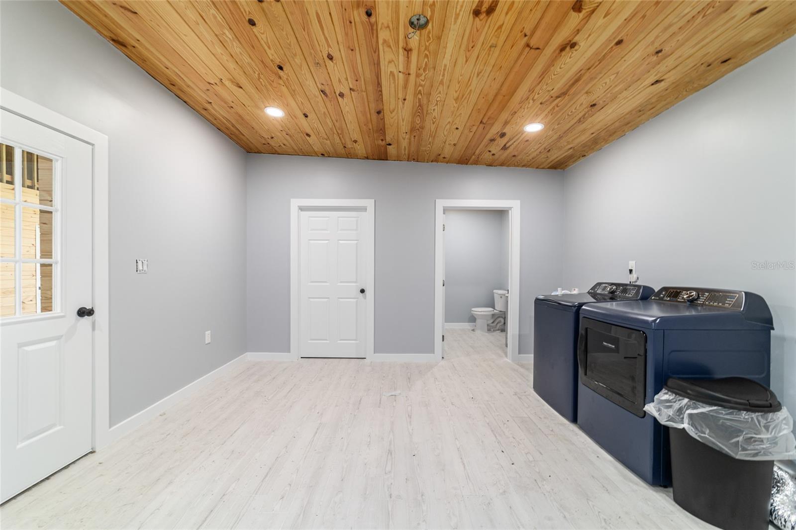 OM714267 Property Photo