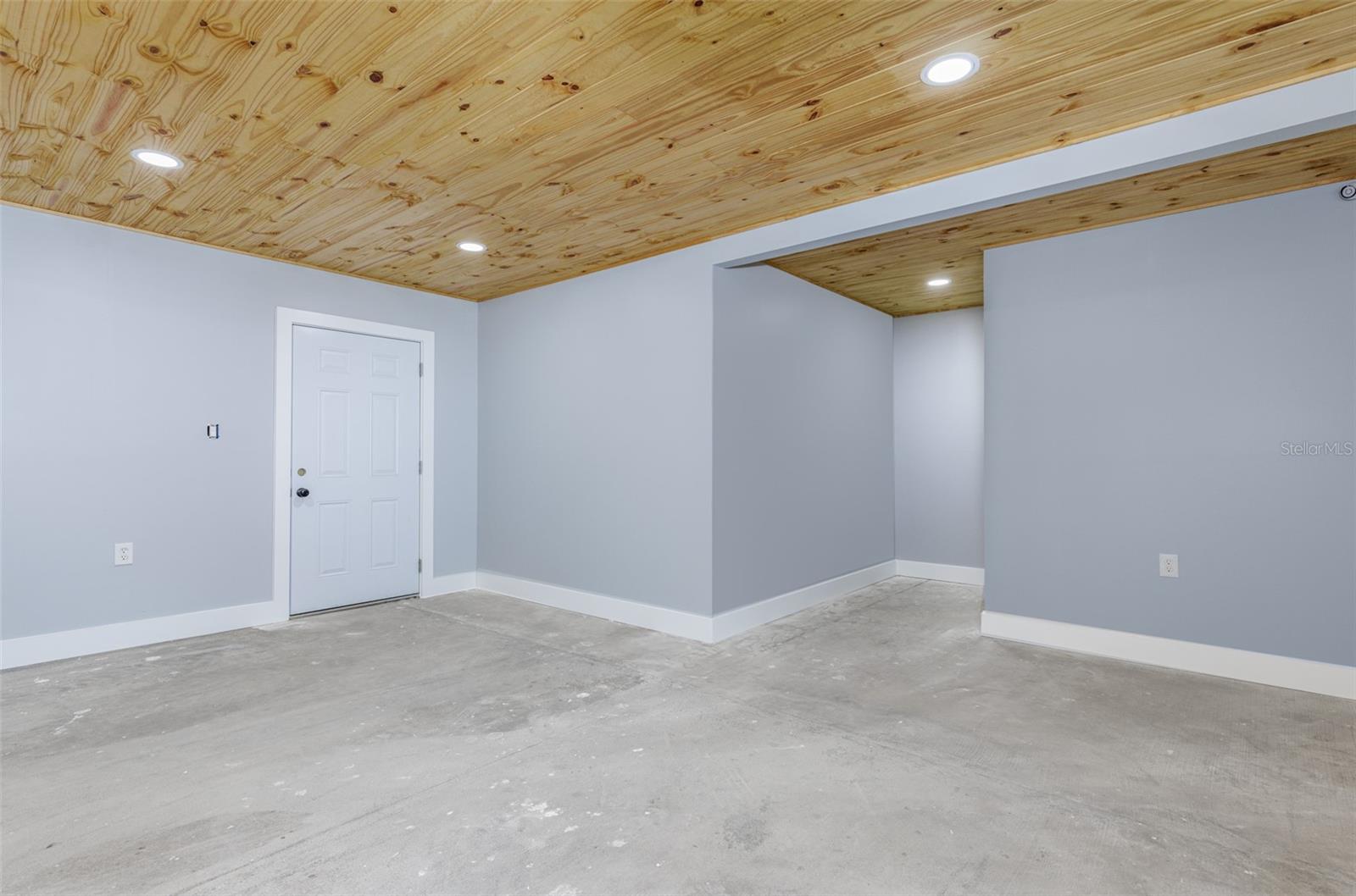 OM714267 Property Photo