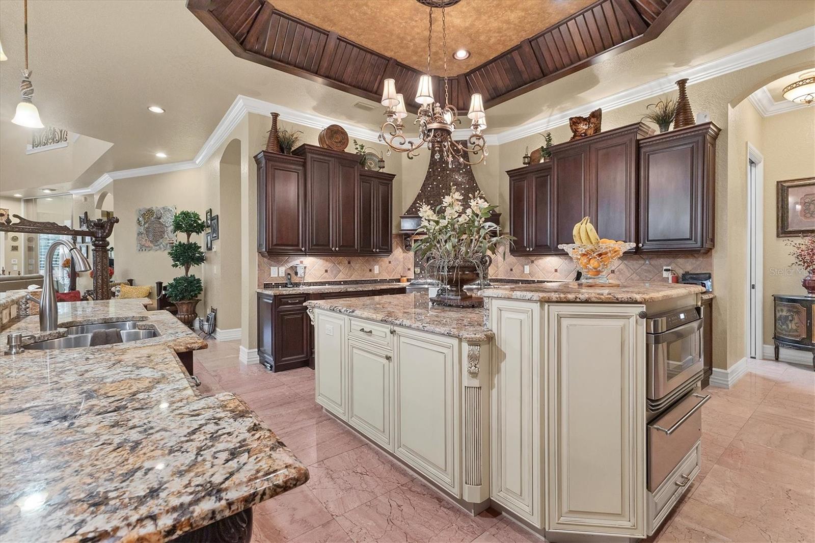 N6141703 Property Photo