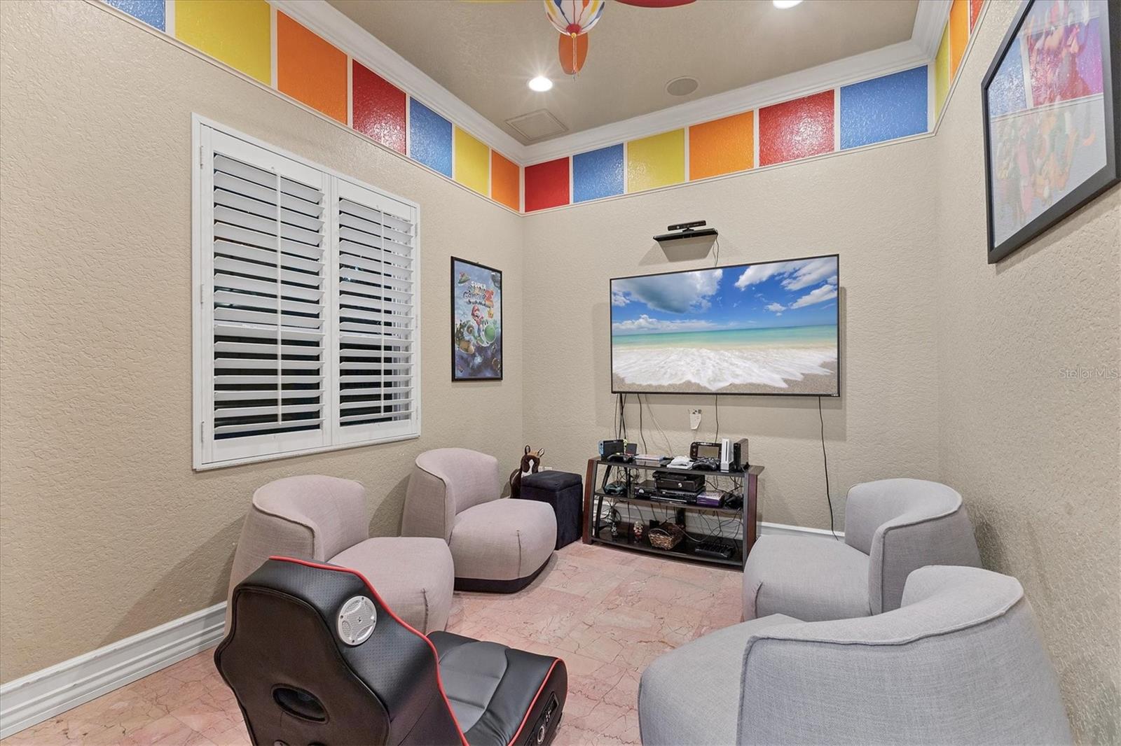 N6141703 Property Photo