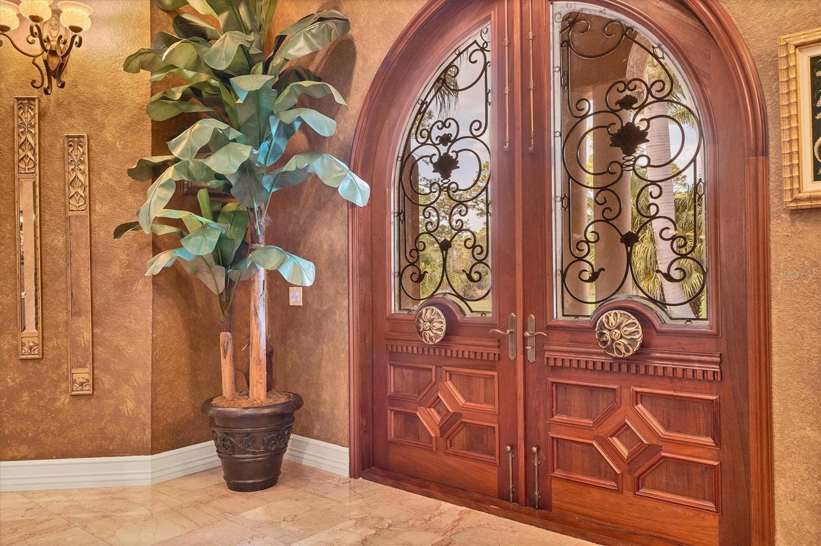 N6141703 Property Photo