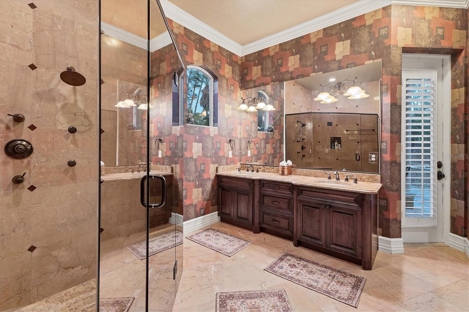 N6141703 Property Photo