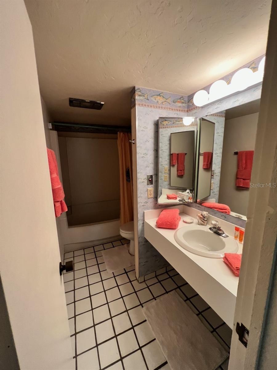 G5104964 Property Photo