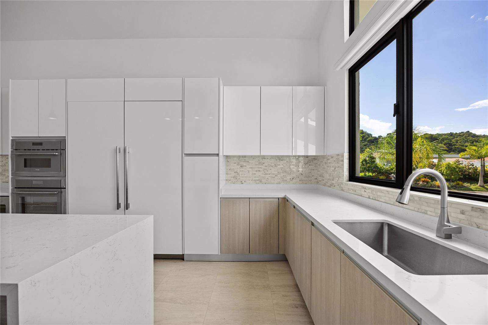 PR9117641 Property Photo