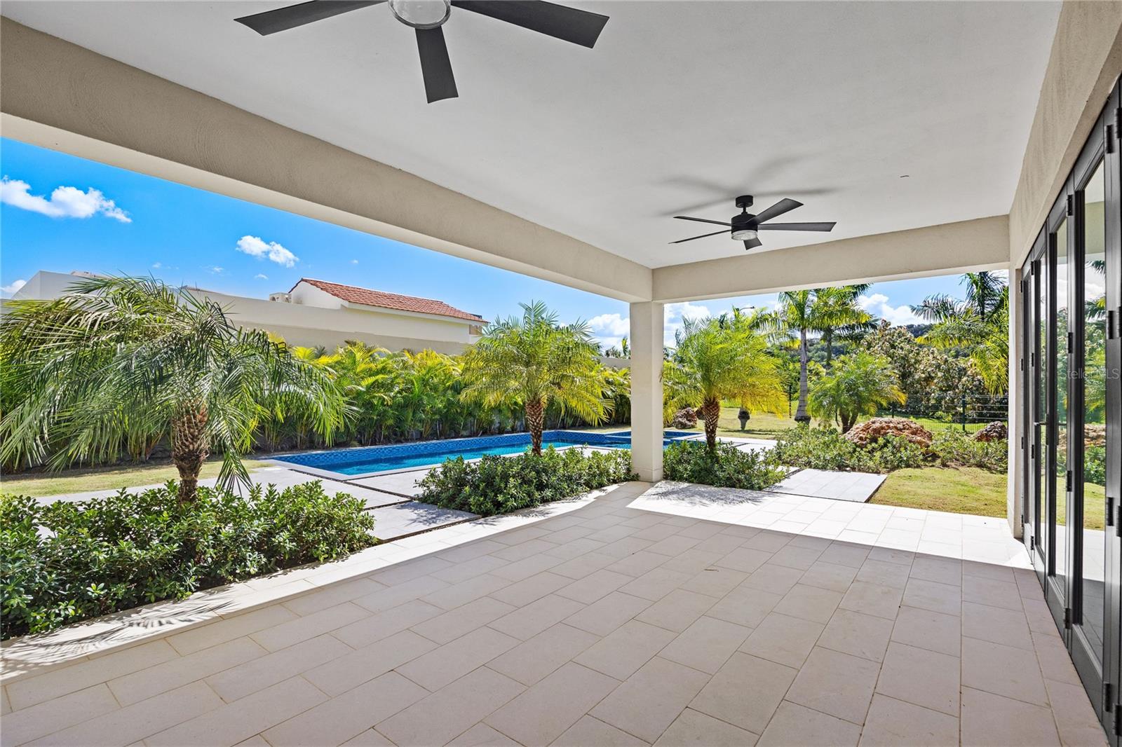 PR9117641 Property Photo