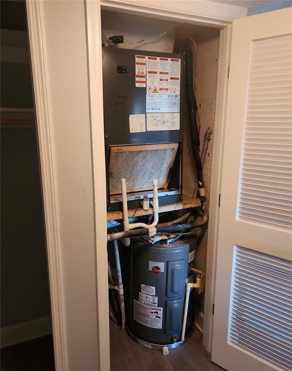 TB8451868 Property Photo