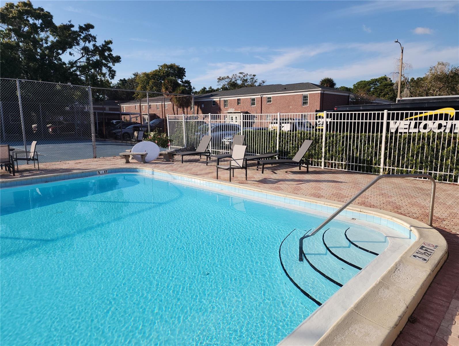 TB8451868 Property Photo