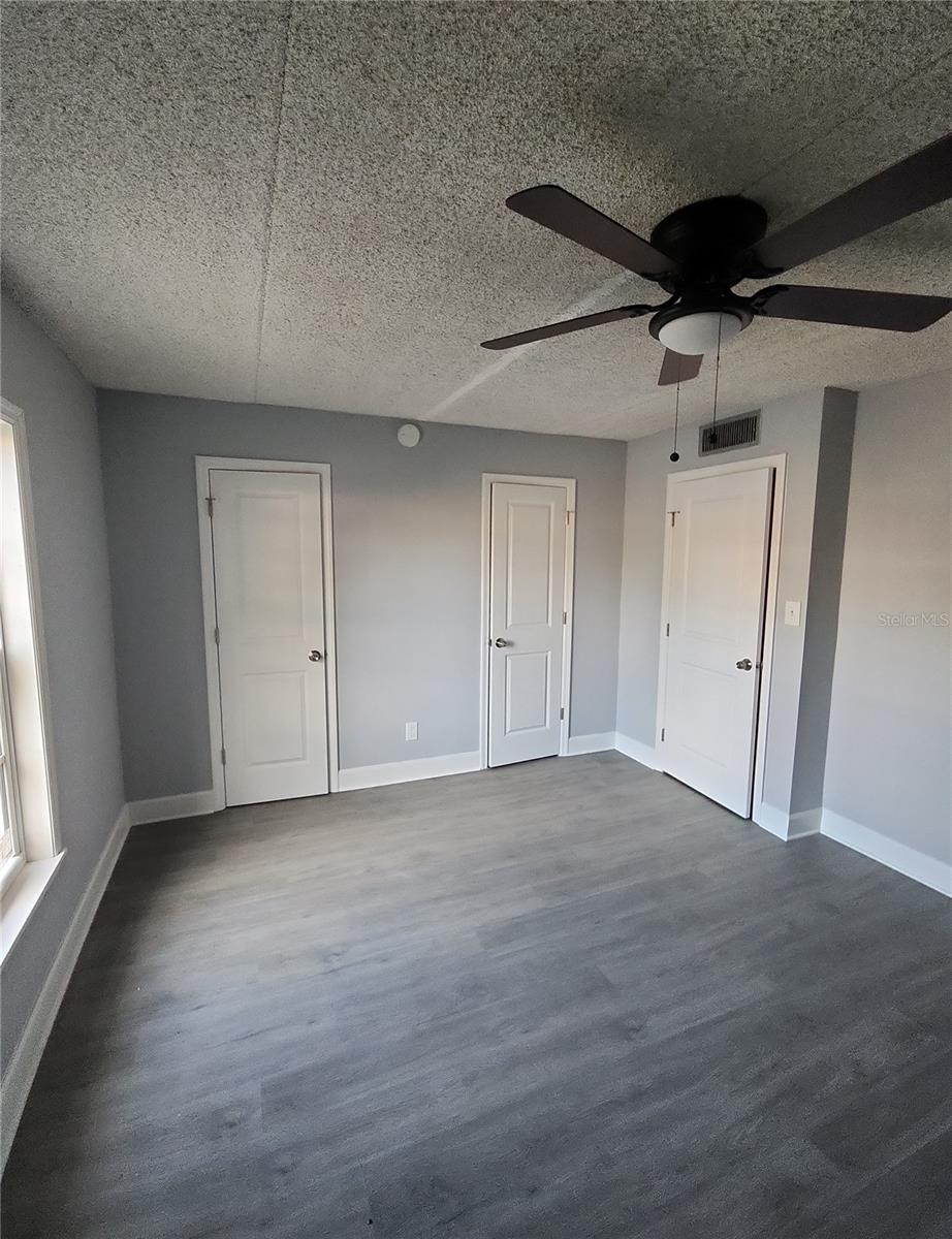 TB8451868 Property Photo