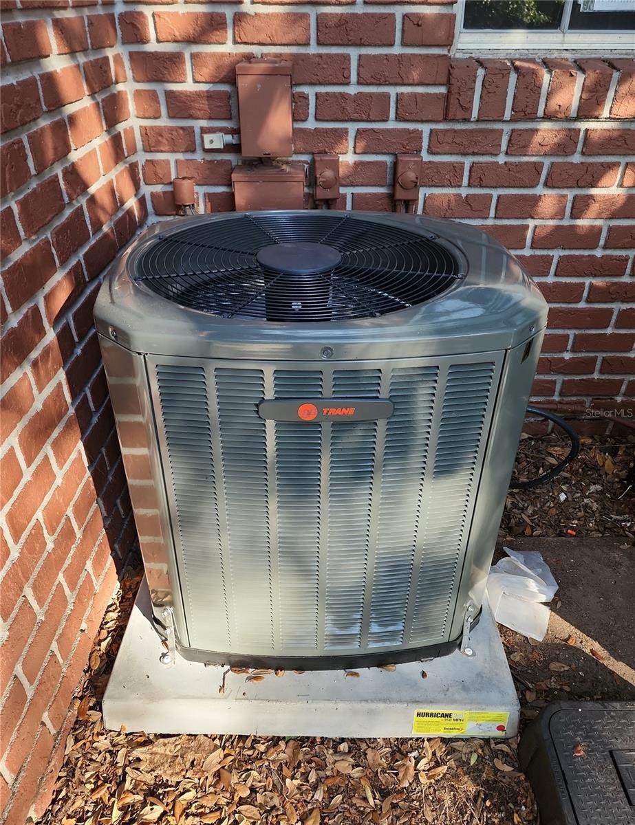 TB8451868 Property Photo