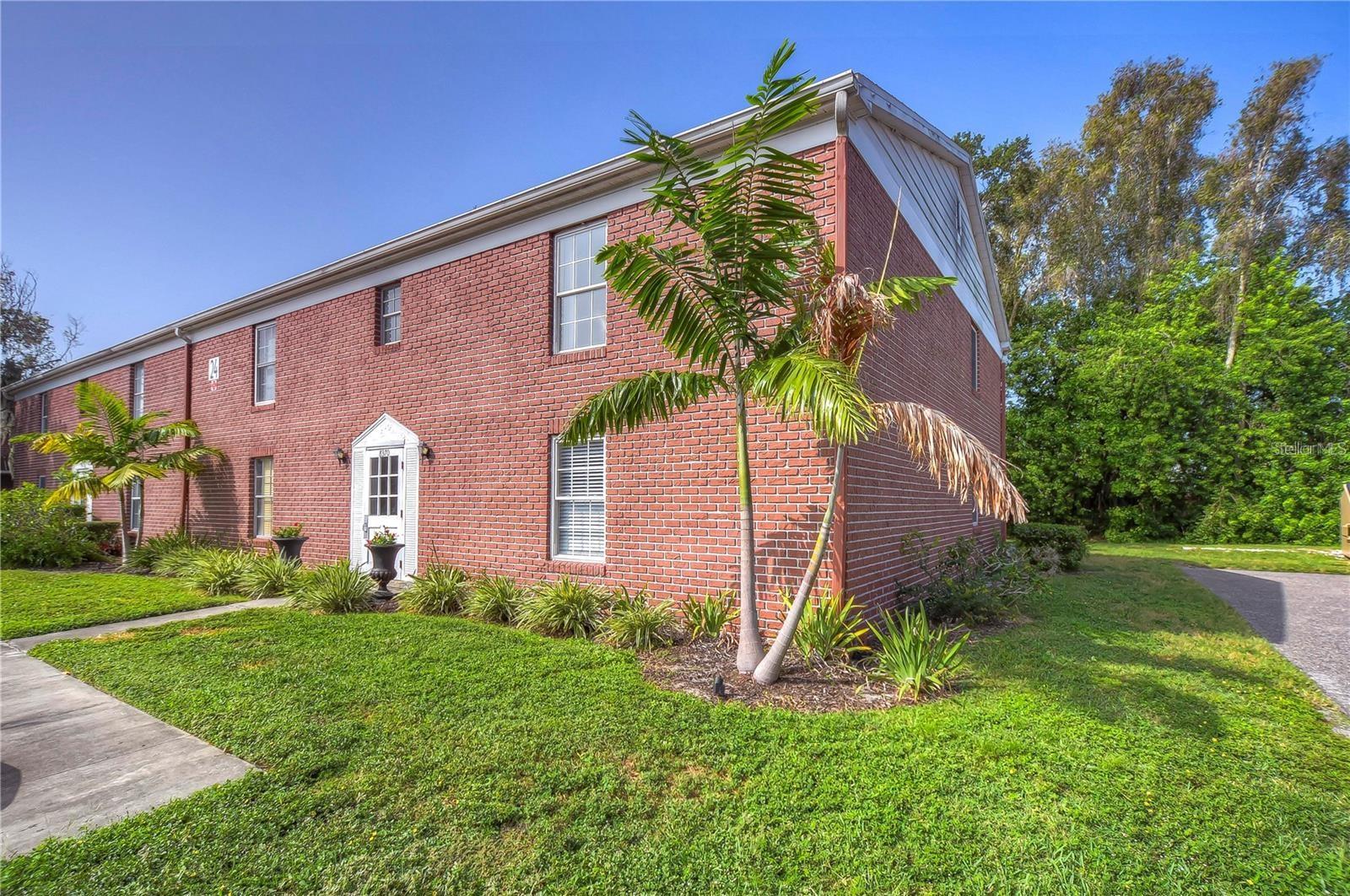 TB8451868 Property Photo