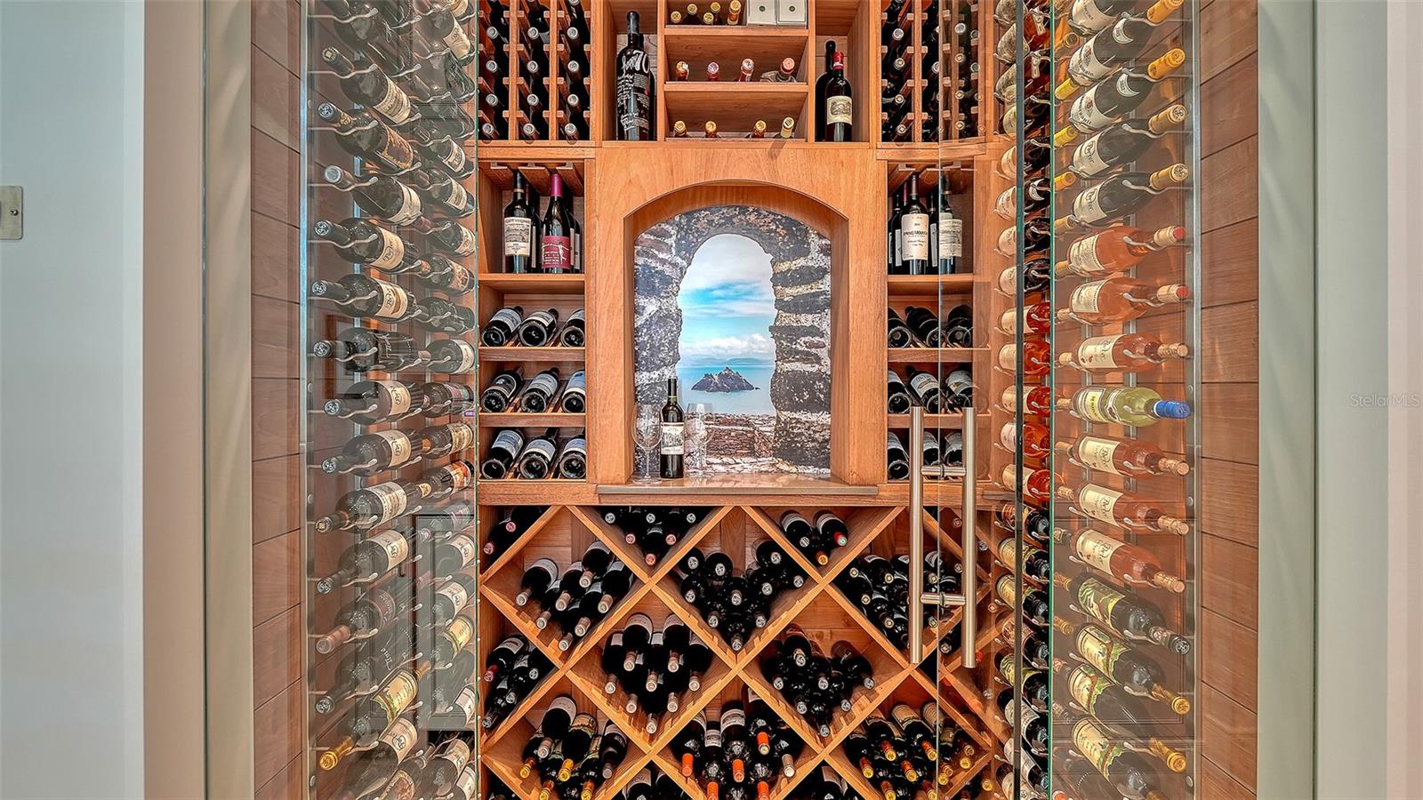 A4673495 Property Photo