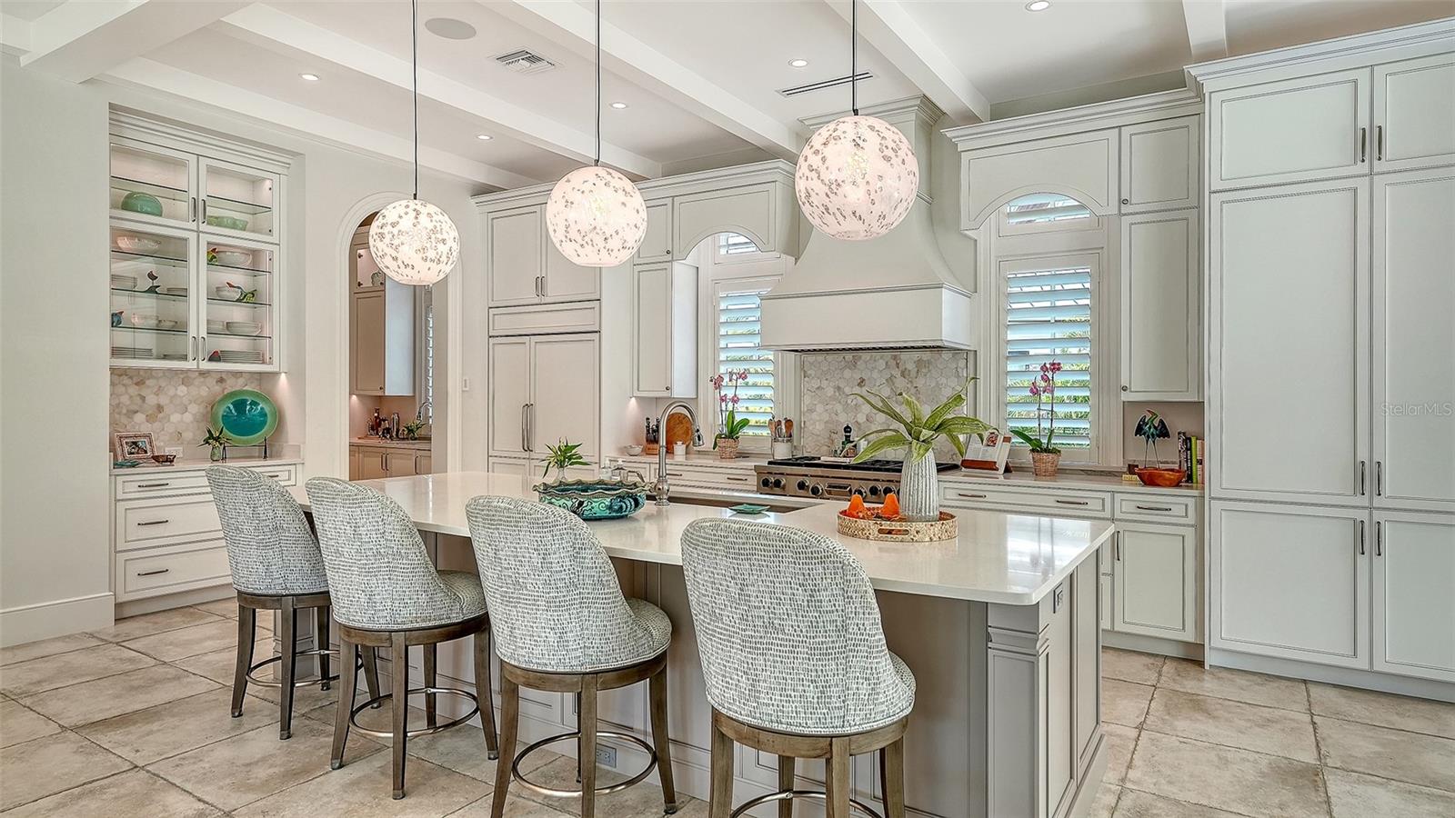 A4673495 Property Photo