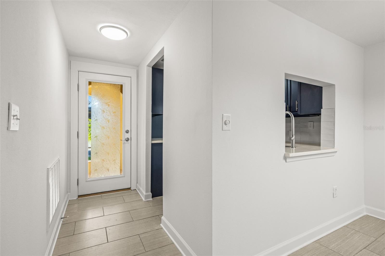 TB8451917 Property Photo