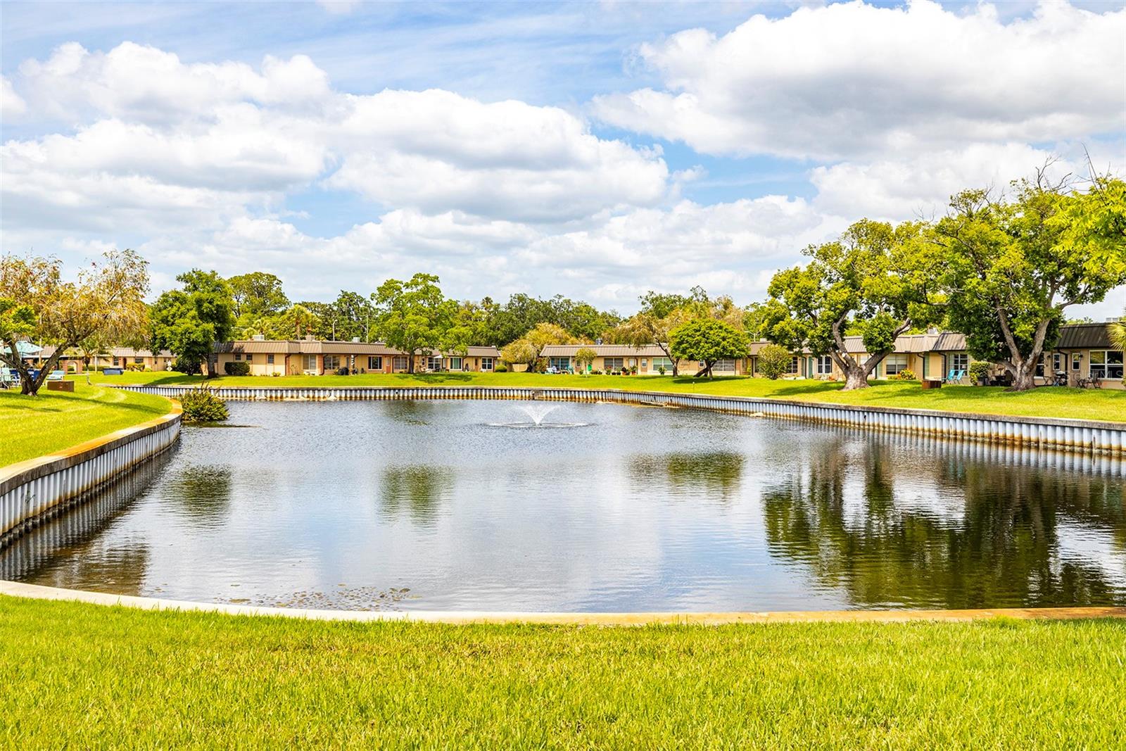 TB8451917 Property Photo