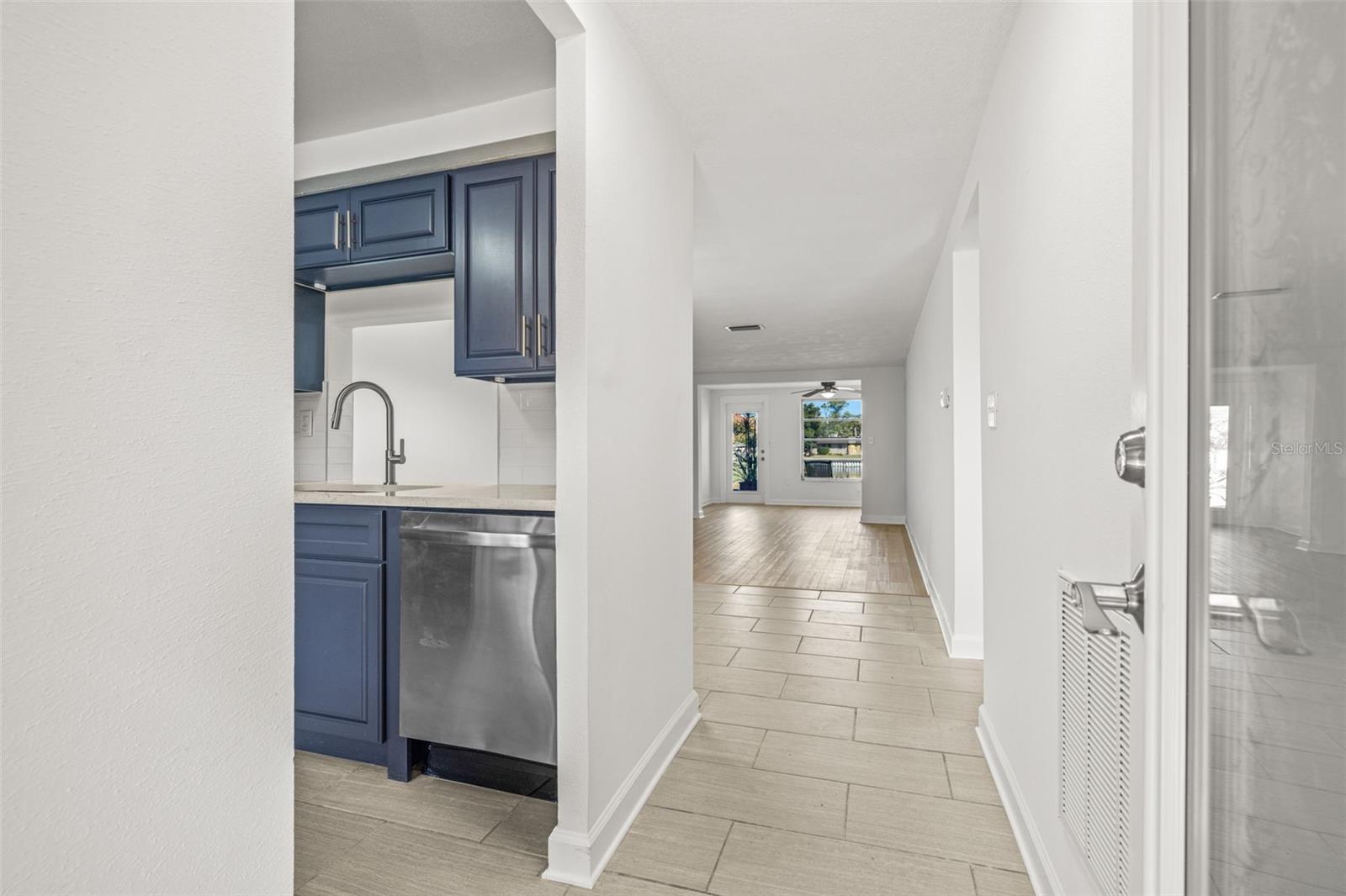 TB8451917 Property Photo