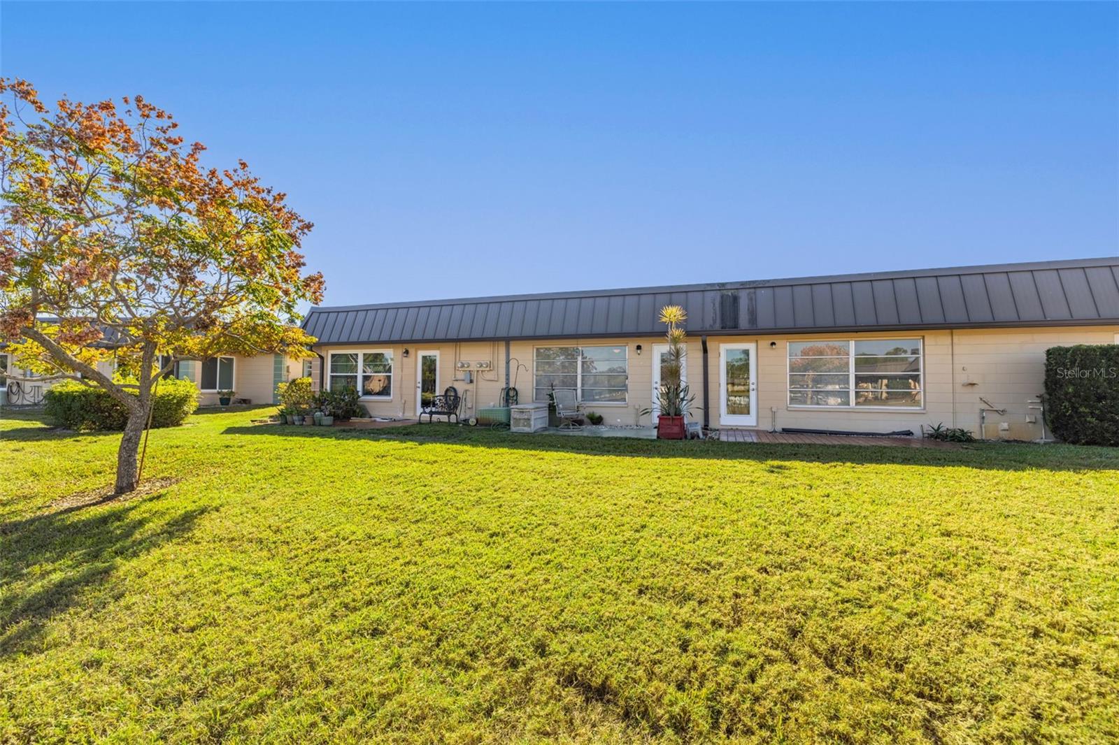 TB8451917 Property Photo