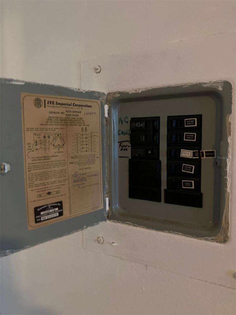 TB8451939 Property Photo