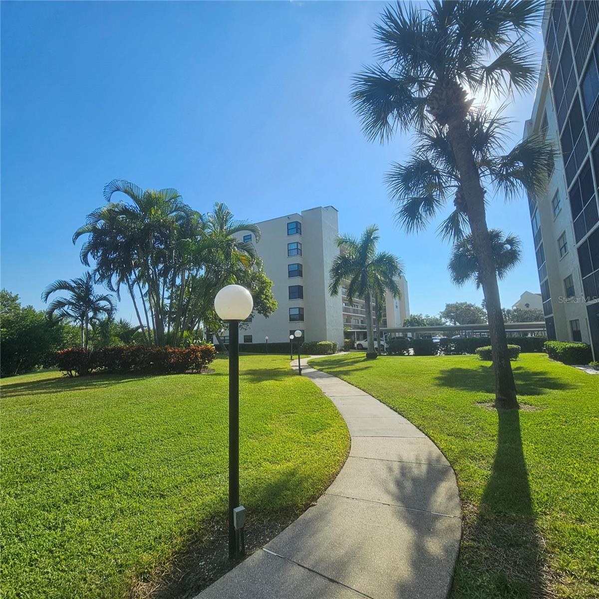 Pasadena Cove Community Walkways