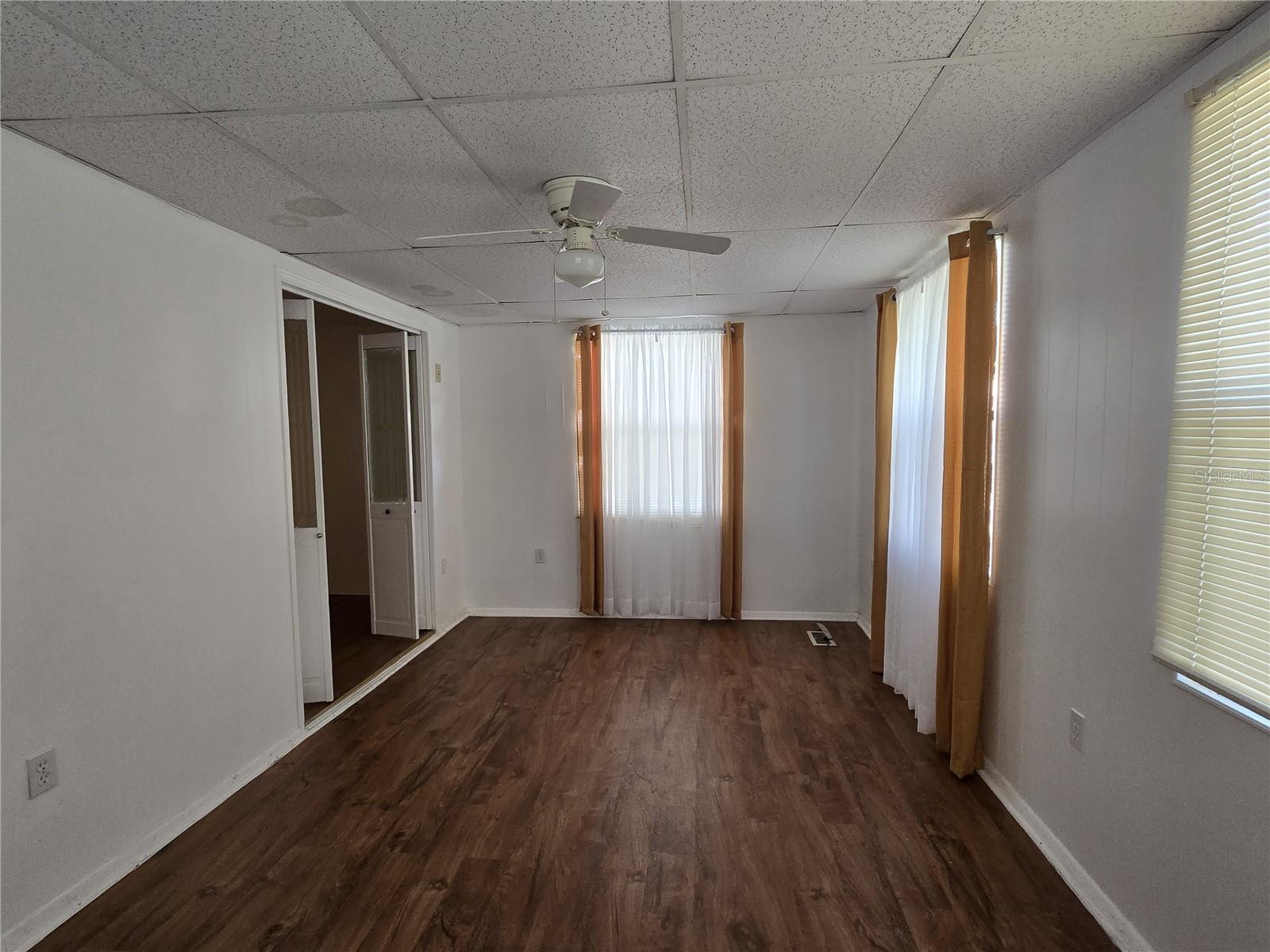 O6363756 Property Photo