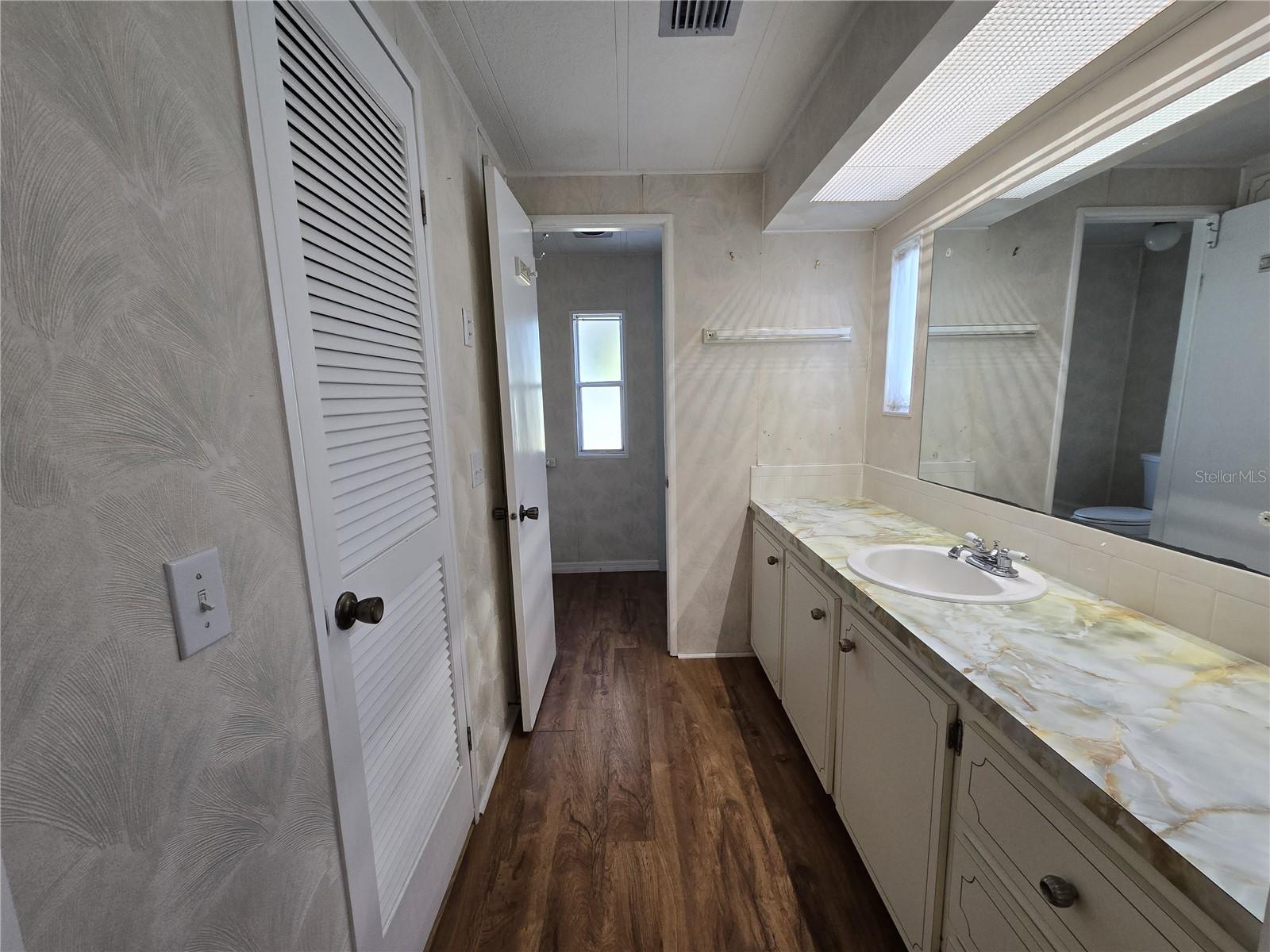 O6363756 Property Photo