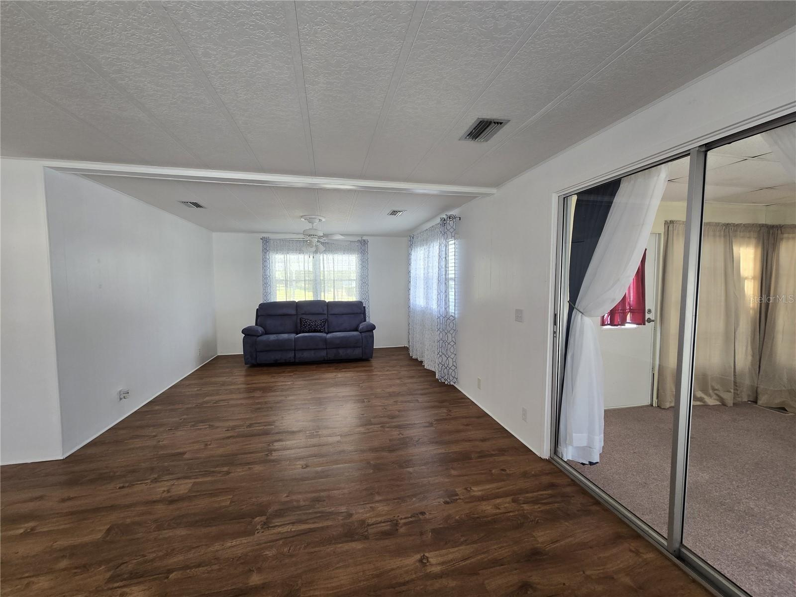 O6363756 Property Photo