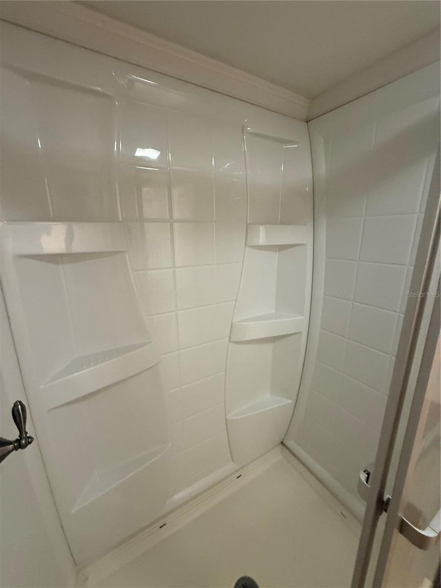 P4937161 Property Photo