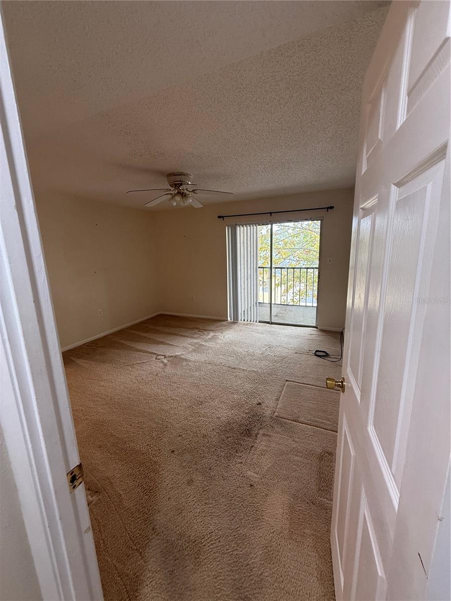 P4937161 Property Photo