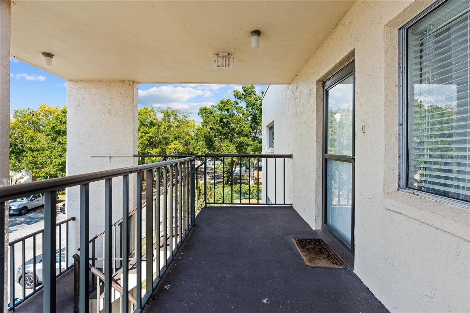 P4937161 Property Photo