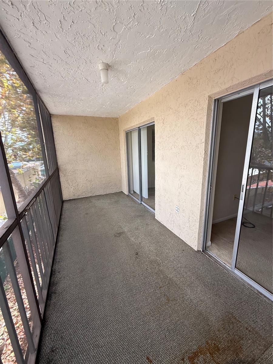 P4937161 Property Photo