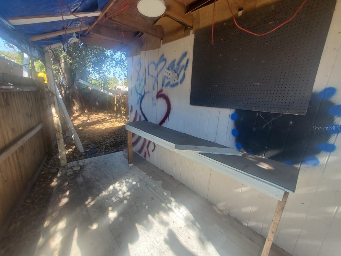 TB8452153 Property Photo