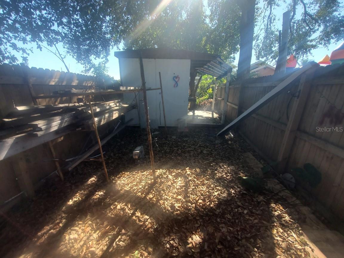 TB8452153 Property Photo